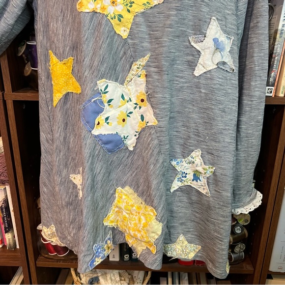 Upcycled Patchwork Star Print Distressed Cotton Stretch Tunic Top - Picture 4 of 14